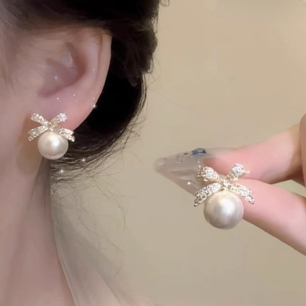 π Bow Sparkle Diamond Pearl Stud Earrings
