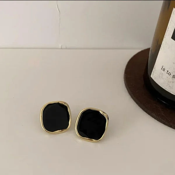π«π· French Square Earrings β Elegant Irregular Metallic Studs for Women β¨