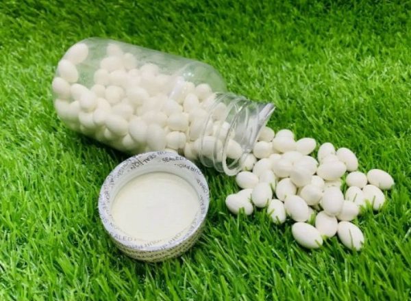 ✨ 100 Pcs Jar of Vitamin E Whitening Capsules | Natural Glow & Bright Skin ✨