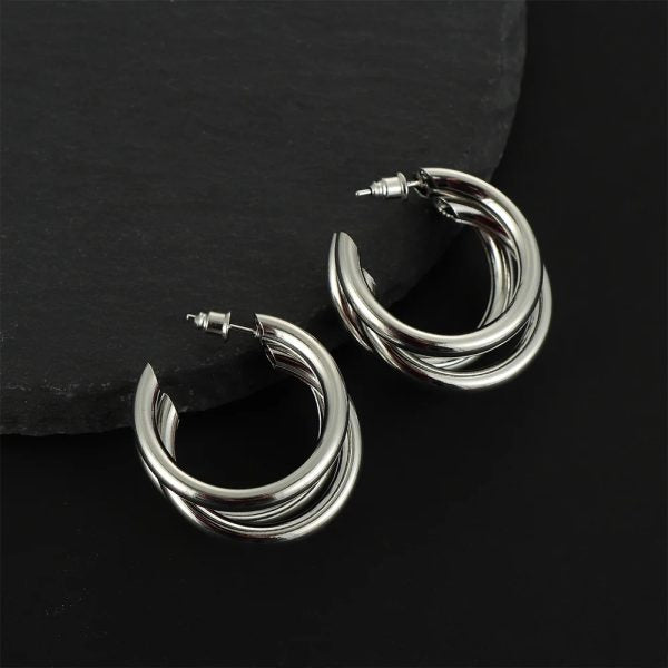 🖤 Punk Oval Hoop Earrings – U-Shaped Geometric Metallic Style for Women ⚡