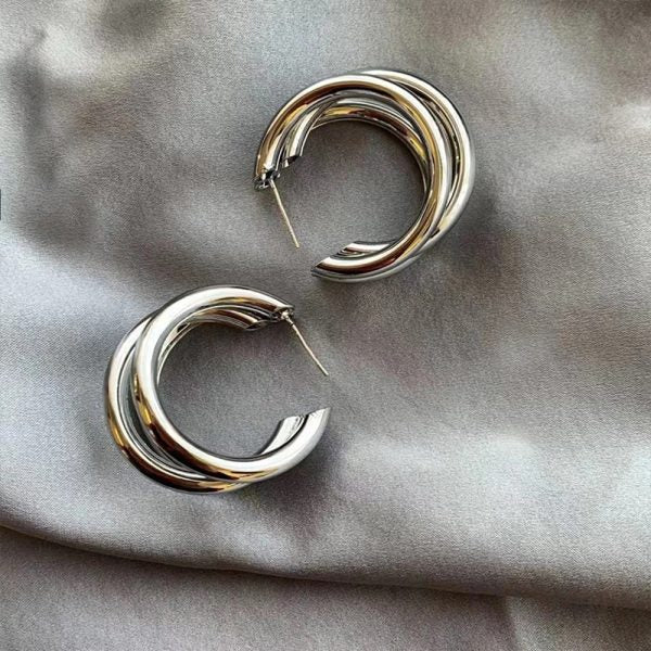🖤 Punk Oval Hoop Earrings – U-Shaped Geometric Metallic Style for Women ⚡